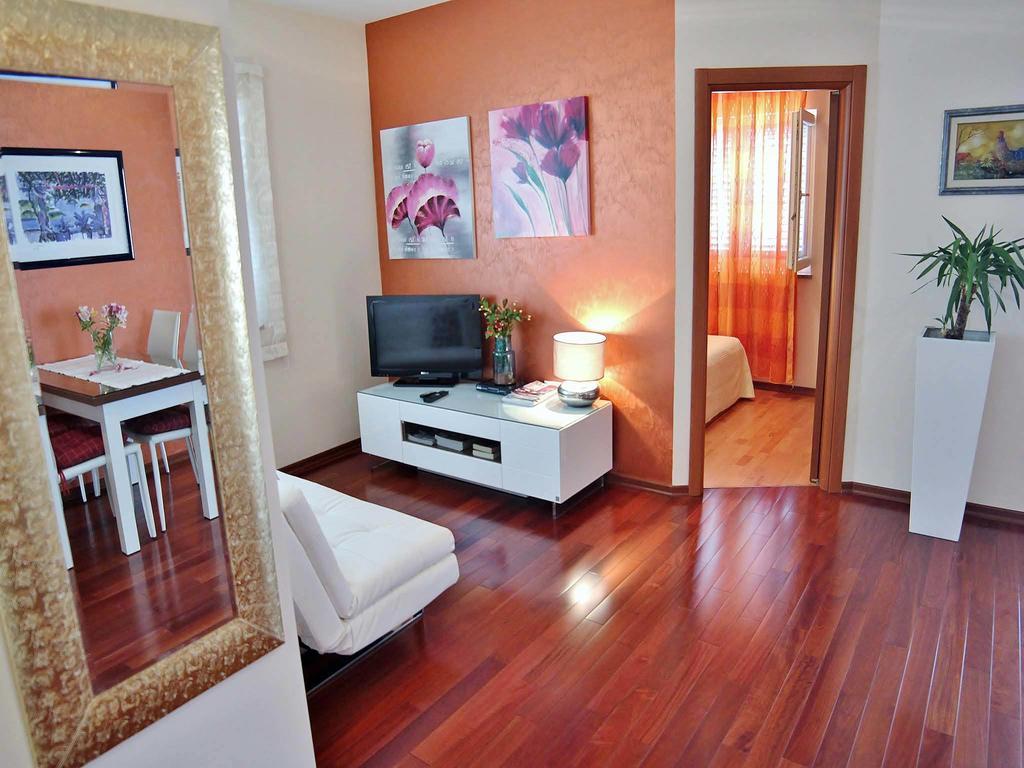 Apartman Gaga 98